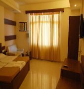 جوراكبور Hotel Vivek المظهر الخارجي الصورة